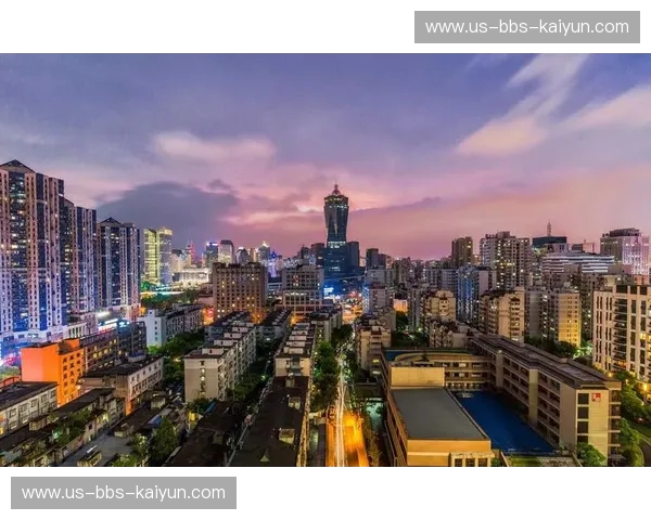 双城记：武汉的硬核江湖，广州的极致烟火，谁才是你心底的“理想国”？