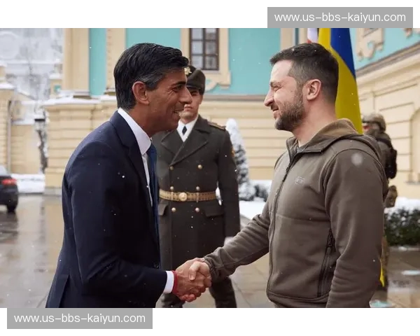 华沙之巅的宿命蓝调：2012欧洲杯德意对决的优雅与暴力